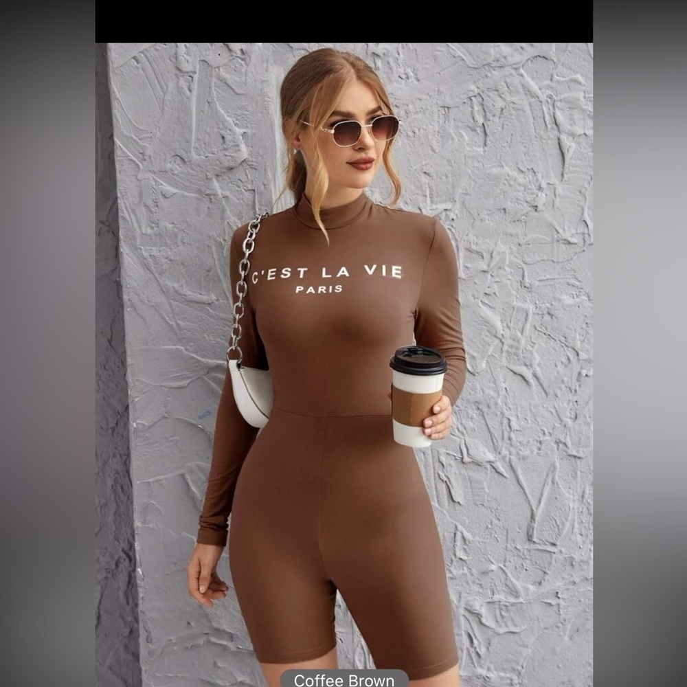 🍋 Women’s Romper Mock Turtleneck long sleeve graphic brown size Large